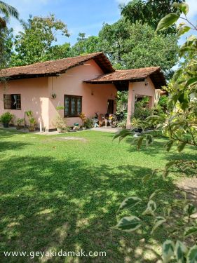 3 Bed Room House for Sale at Kimbulapitiya - Gampaha Sri Lanka